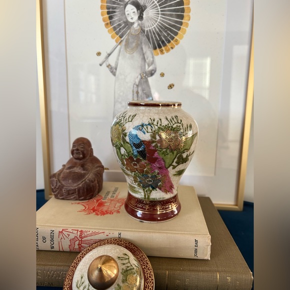 Hand Painted Japanese  Satsuma Kutani Temple Ginger Jar | - Picture 3 of 5